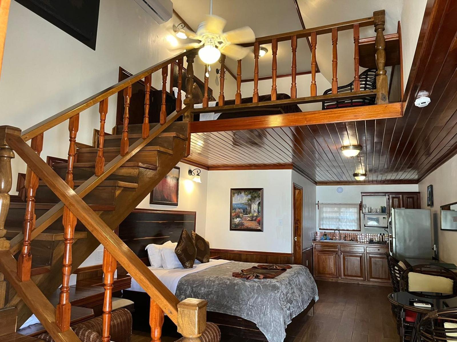 Captain Morgan'S Retreat 산페드로 외부 사진