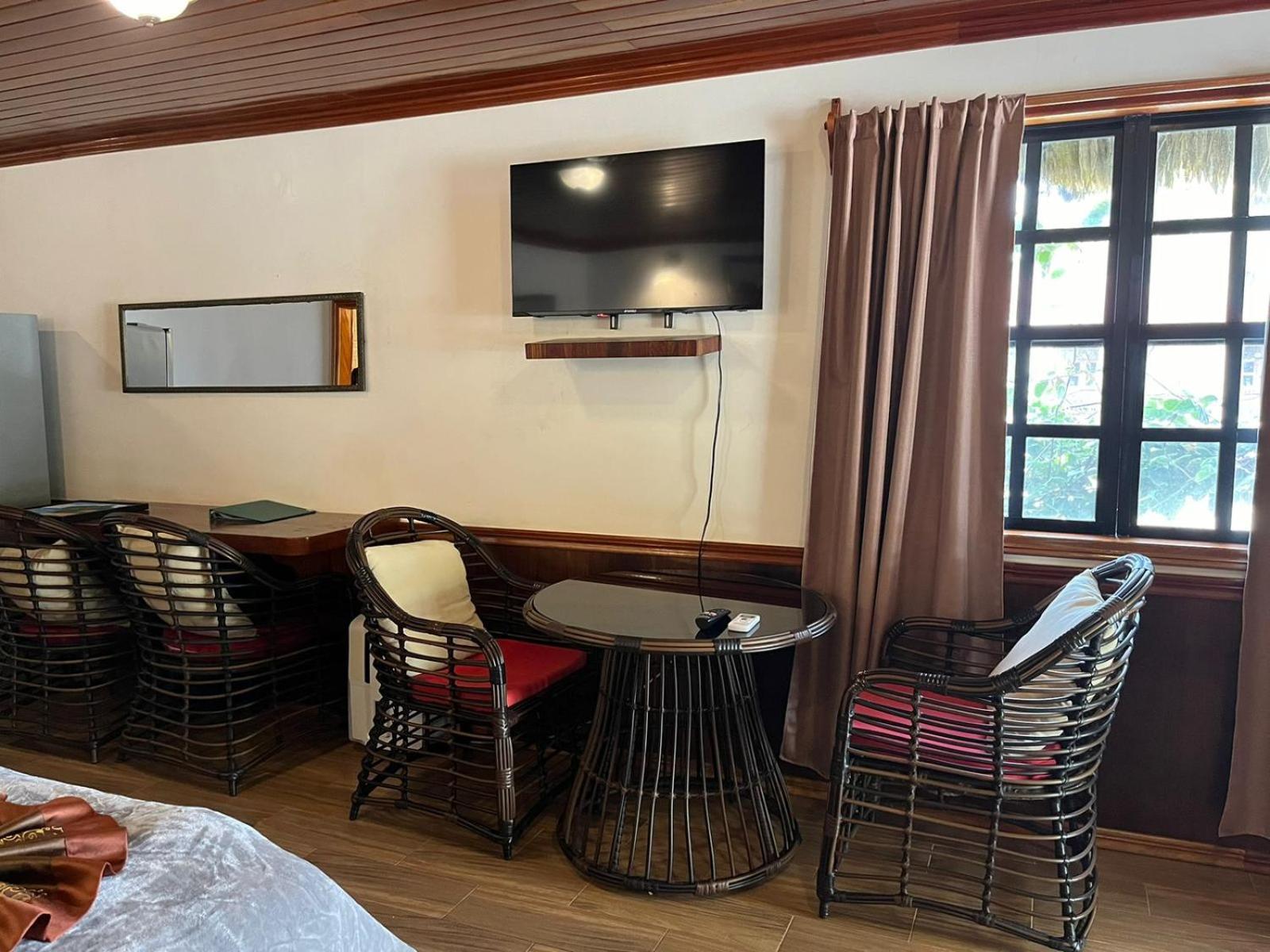 Captain Morgan'S Retreat 산페드로 외부 사진